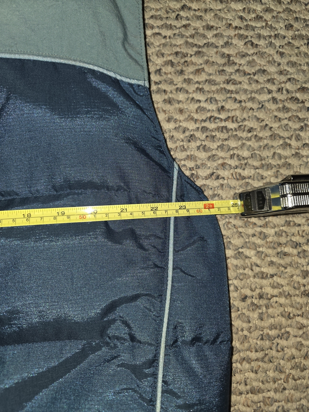 Nike ACG Two-Tone Blue Quilted Puffer Vest - Picture 5 of 6